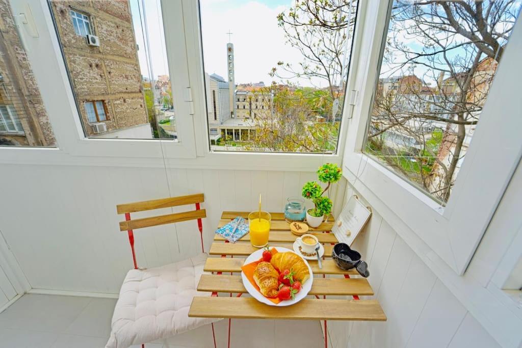Cozy 1-Bedroom Flat In The Very Center Of Sofya Dış mekan fotoğraf
